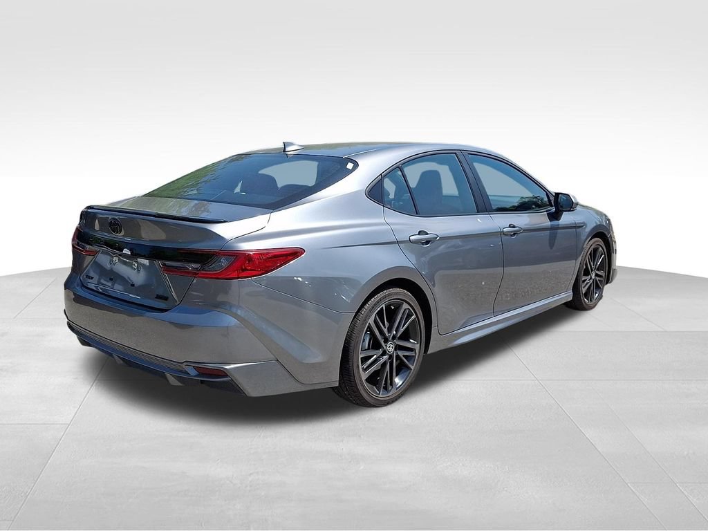 Used 2025 Toyota Camry XSE FWD image 6