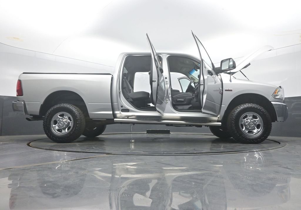 Used 2013 RAM 2500 Tradesman w/ Chrome Appearance Group AWD/4WD image 59