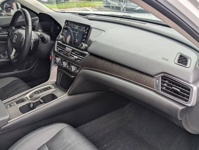Used 2021 Honda Accord Touring image 17