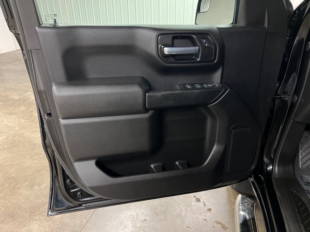 Certified 2021 Chevrolet Silverado 1500 Custom Trail Boss AWD/4WD image 15