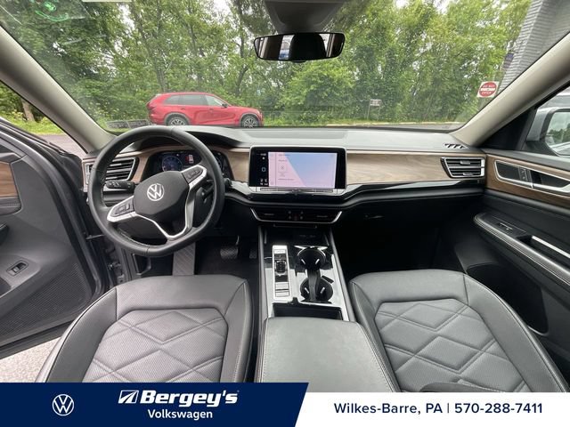 Certified 2025 Volkswagen Atlas SE AWD/4WD image 5