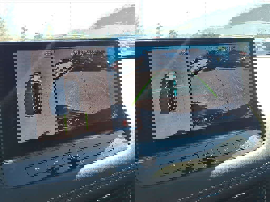 Used 2026 Nissan Rogue SL image 12