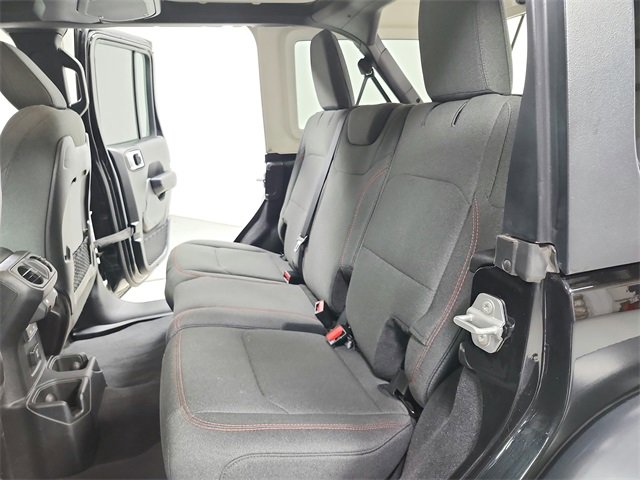 Used 2025 Jeep Wrangler Unlimited Rubicon image 32