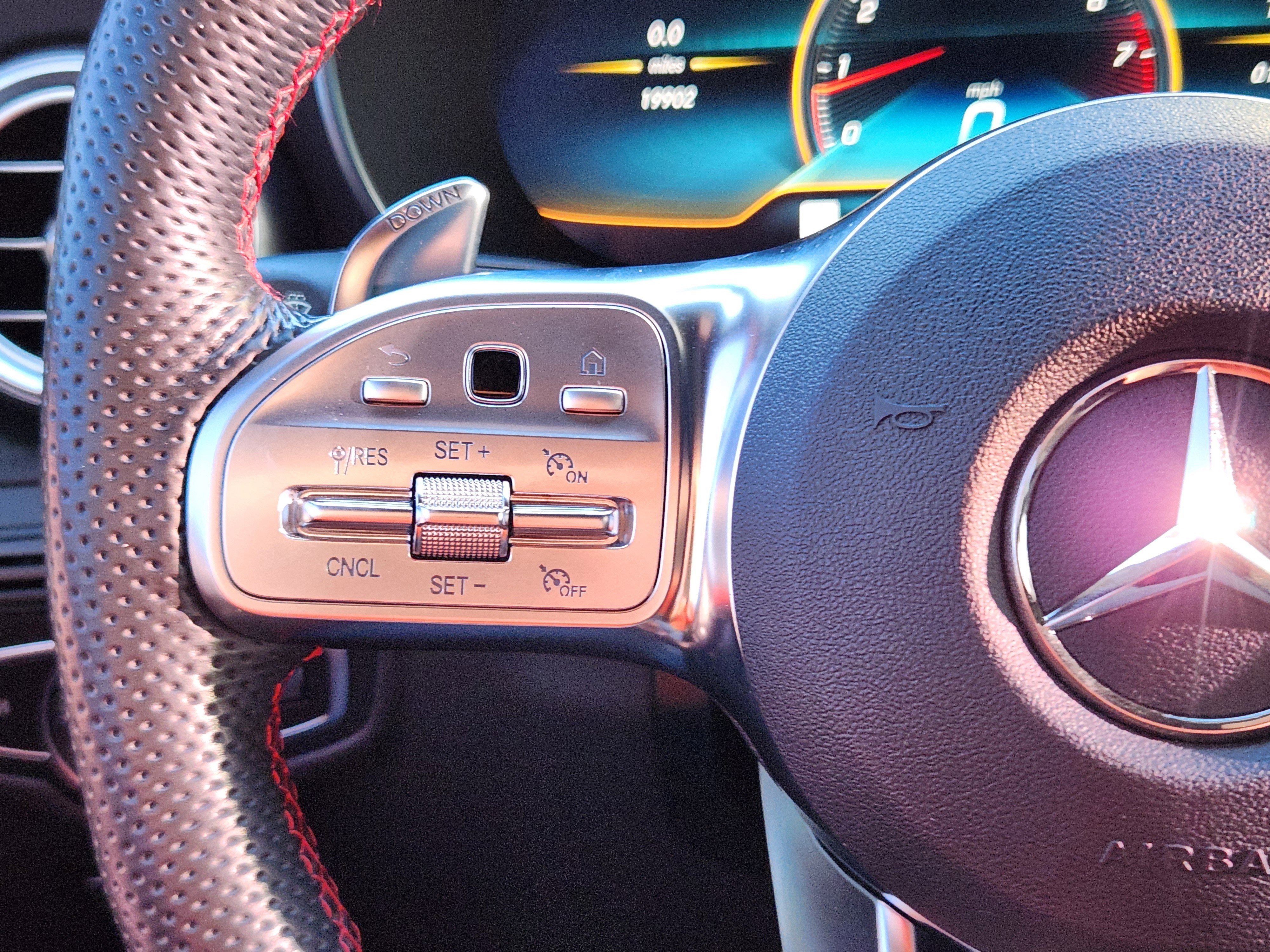 Used 2022 Mercedes-Benz GLC 43 AMG 4MATIC image 23