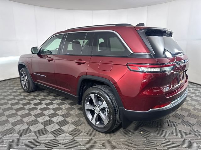 Used 2023 Jeep Grand Cherokee 4WD 4xe w/ Luxury Tech Group II image 5