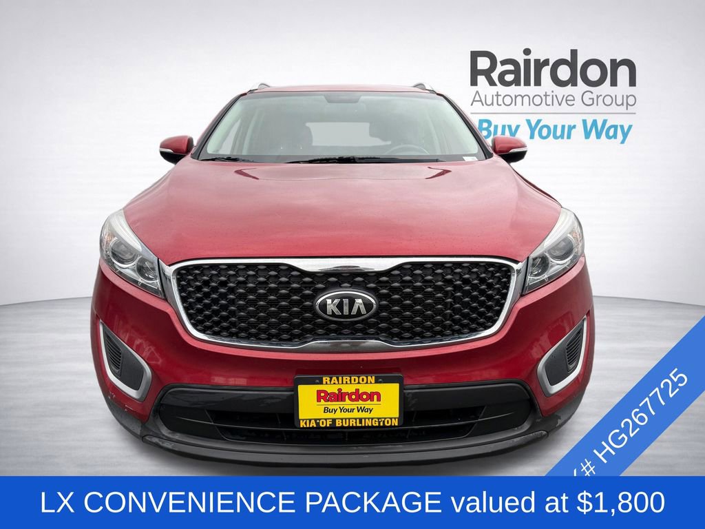 Used 2017 Kia Sorento LX w/ LX Convenience Package image 2