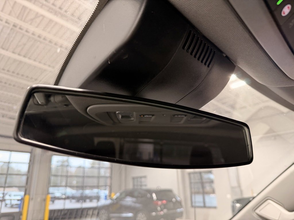 Used 2025 Chevrolet Silverado 1500 LT image 53