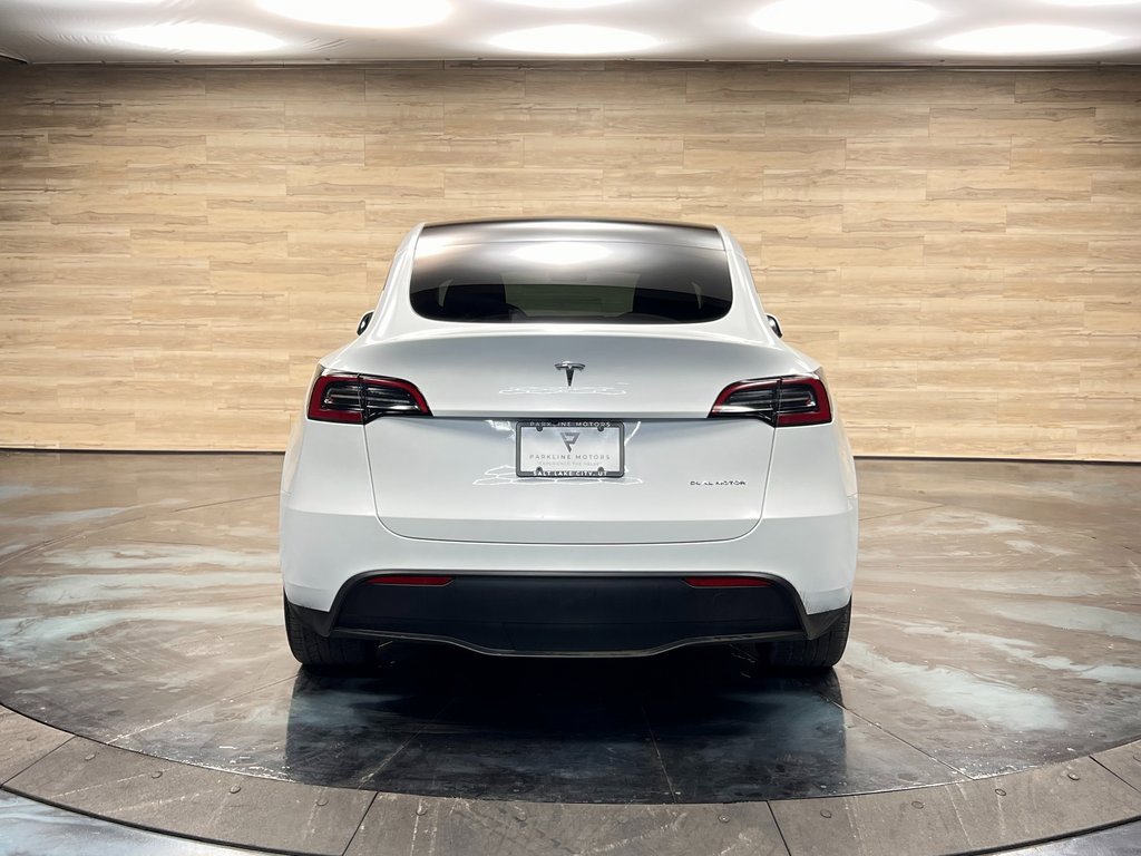 Used 2023 Tesla Model Y Long Range image 18