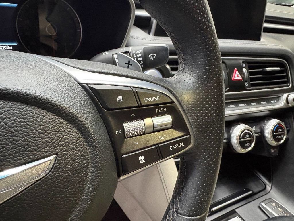 Used 2021 Genesis G70 2.0T AWD/4WD image 22