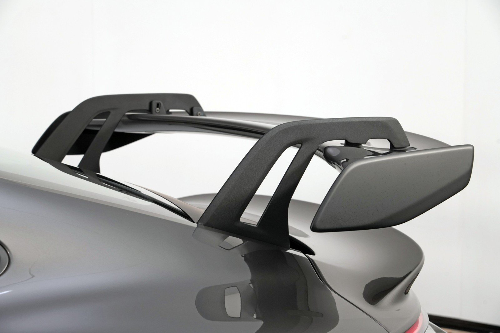 Used 2023 Porsche 911 GT3 RWD image 99