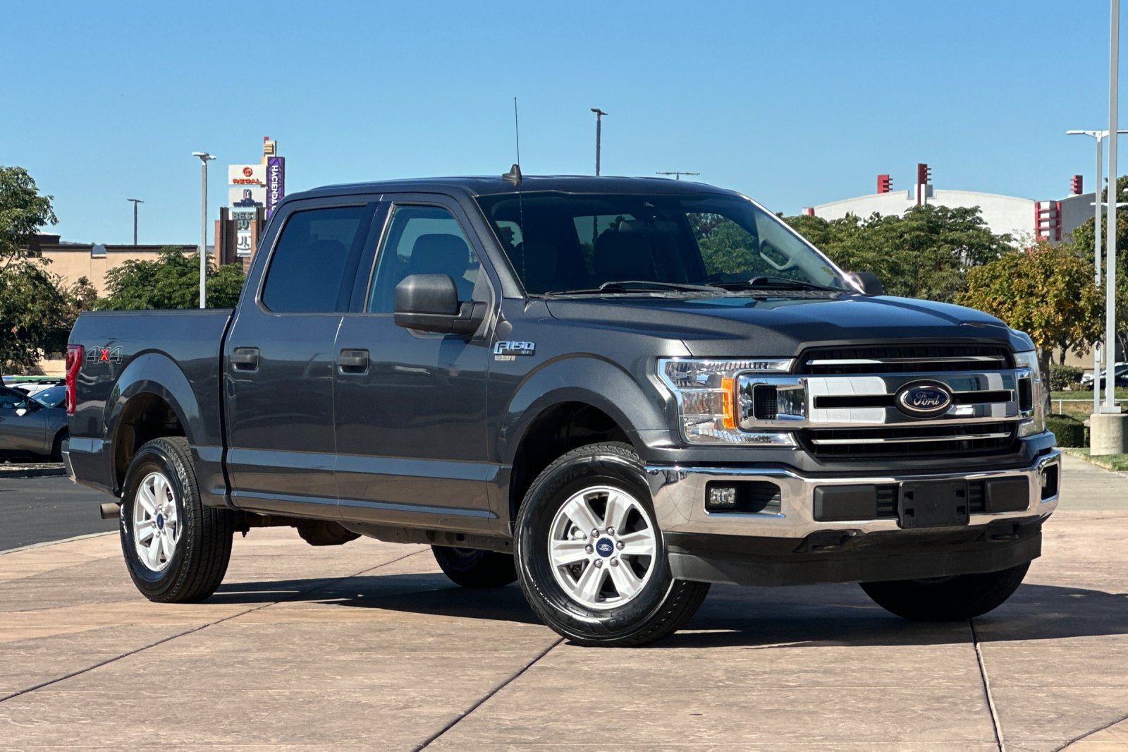 Used 2020 Ford F150 XLT AWD/4WD image 2