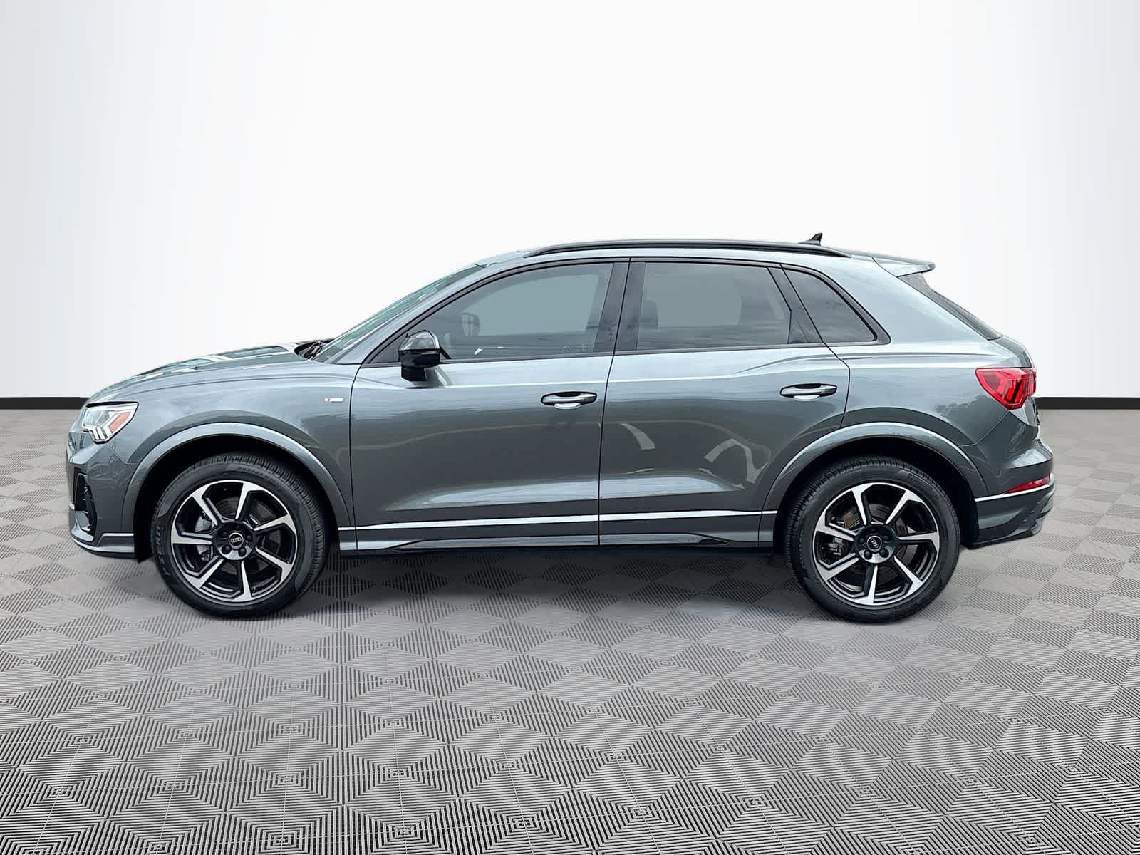 Used 2025 Audi Q3 2.0T Premium Plus AWD/4WD image 8