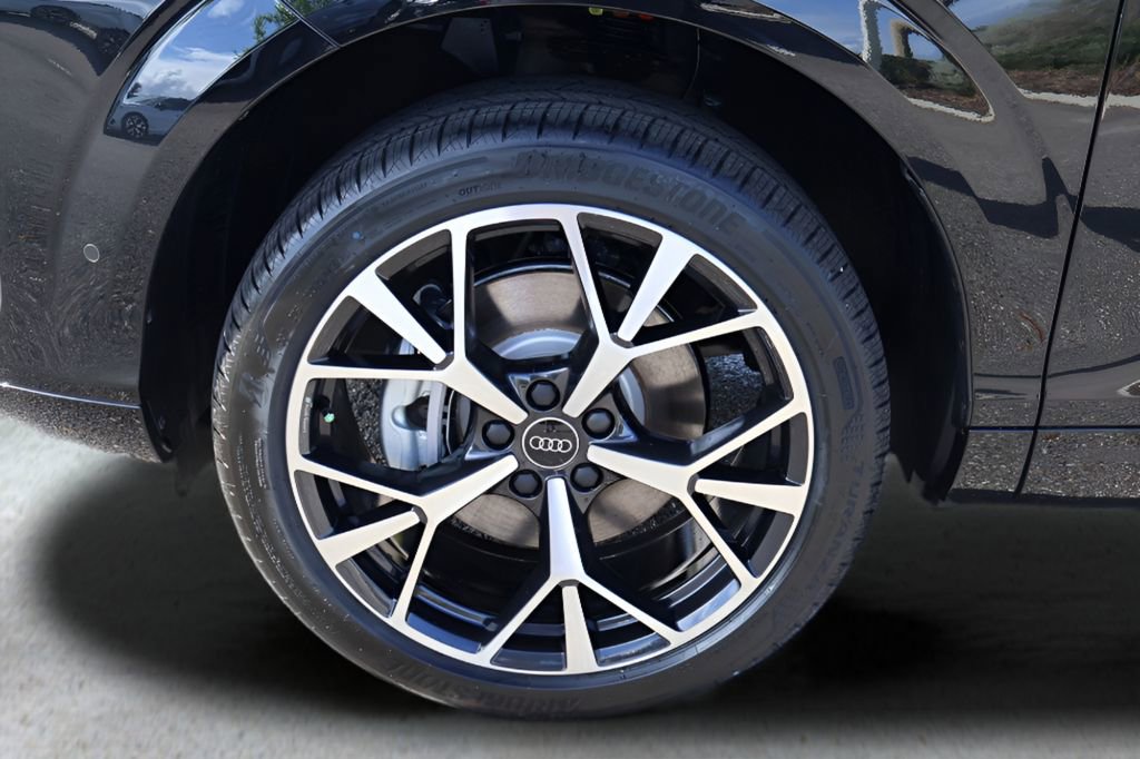New 2026 Audi Q3 quattro 2.0T AWD/4WD image 9