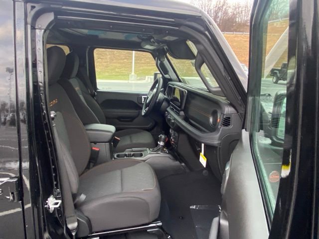 New 2026 Jeep Gladiator Mojave w/ Safety Group image 27