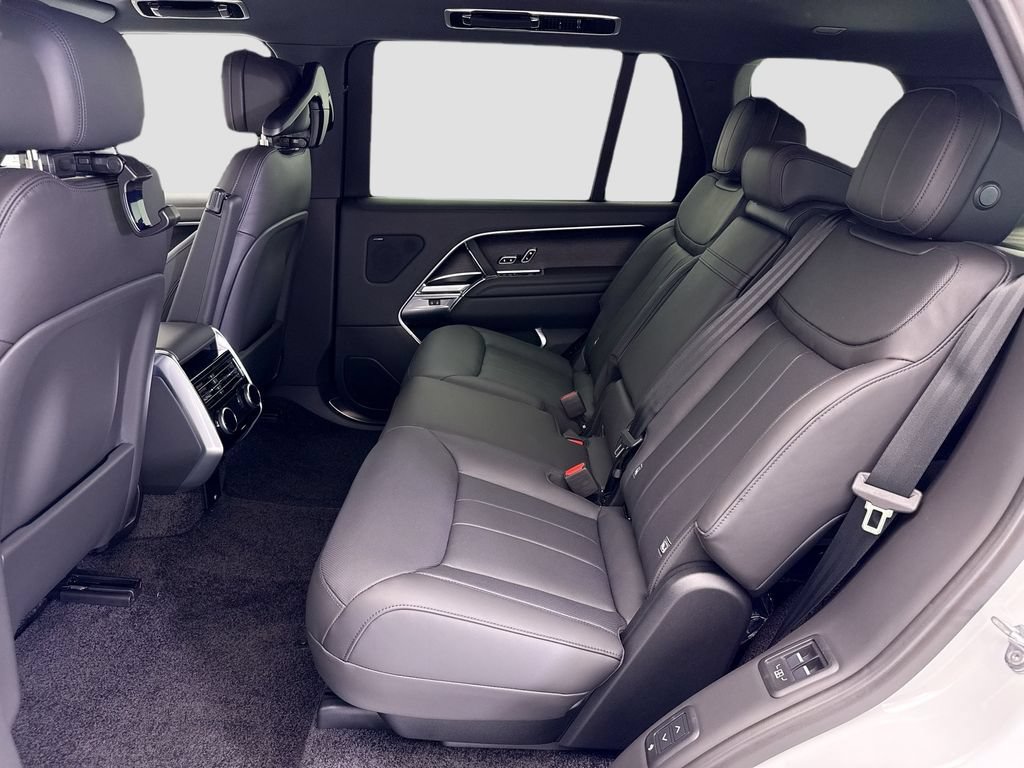 New 2026 Land Rover Range Rover Long Wheelbase SE AWD/4WD image 20