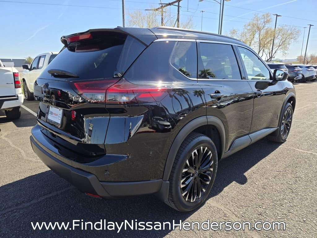 New 2026 Nissan Rogue Dark Armor image 4