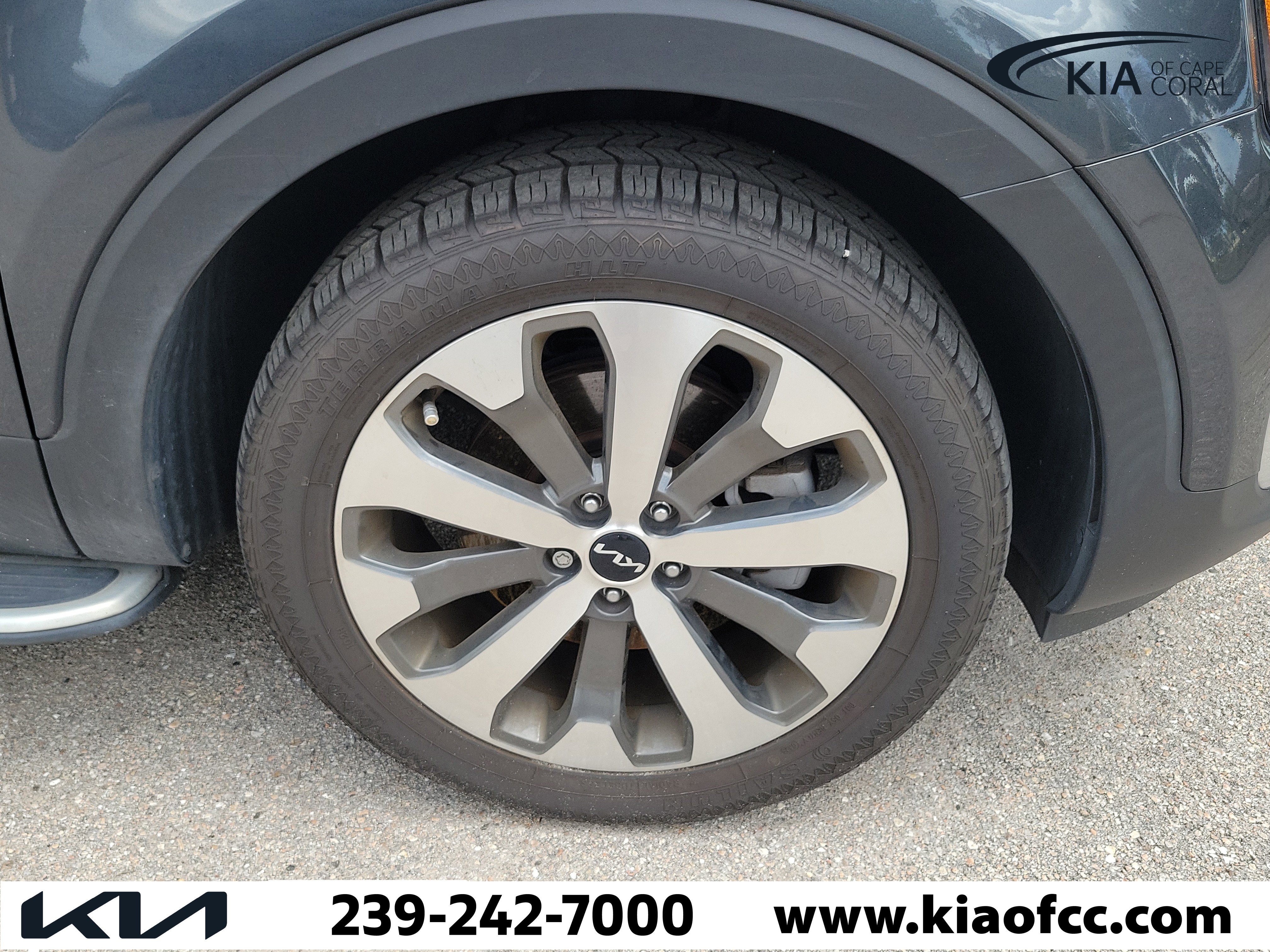 Used 2022 Kia Telluride EX w/ EX Premium Package image 10