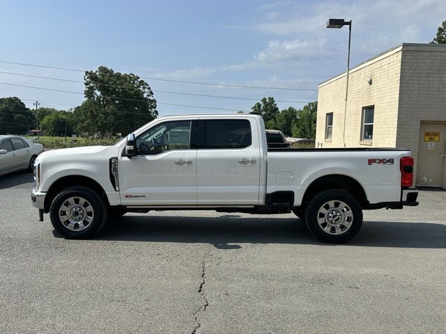 New 2025 Ford F350 Lariat w/ Lariat Ultimate Package image 3