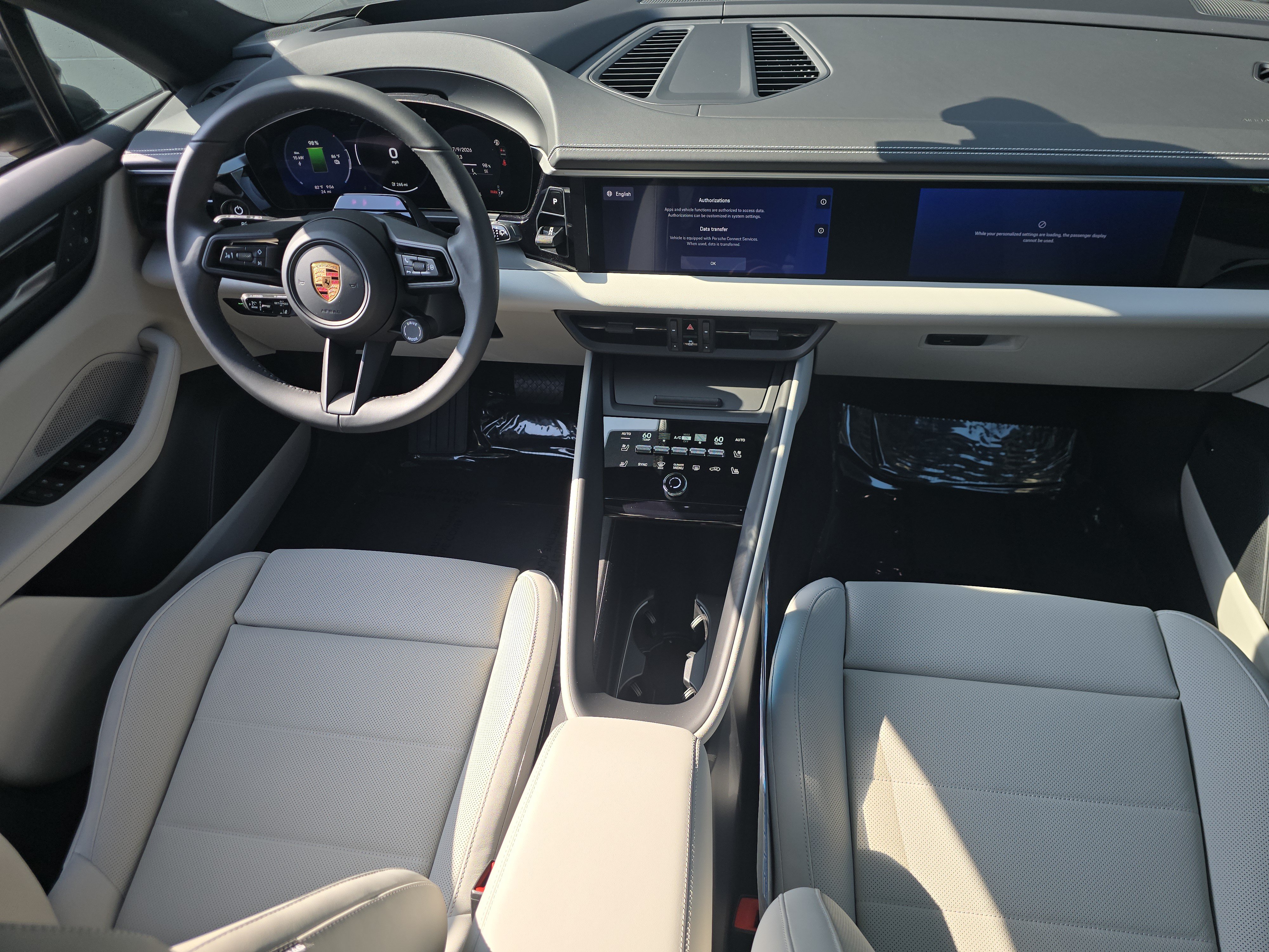 New 2026 Porsche Macan 4 Electric AWD/4WD image 24