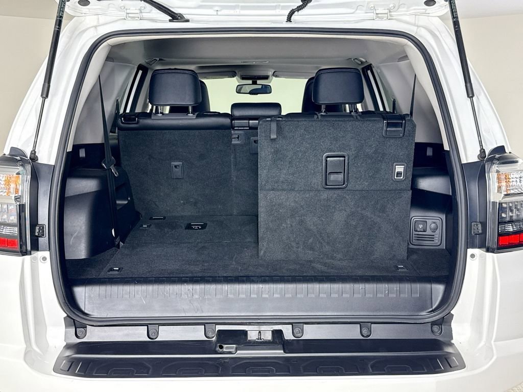 Used 2019 Toyota 4Runner 4WD image 22