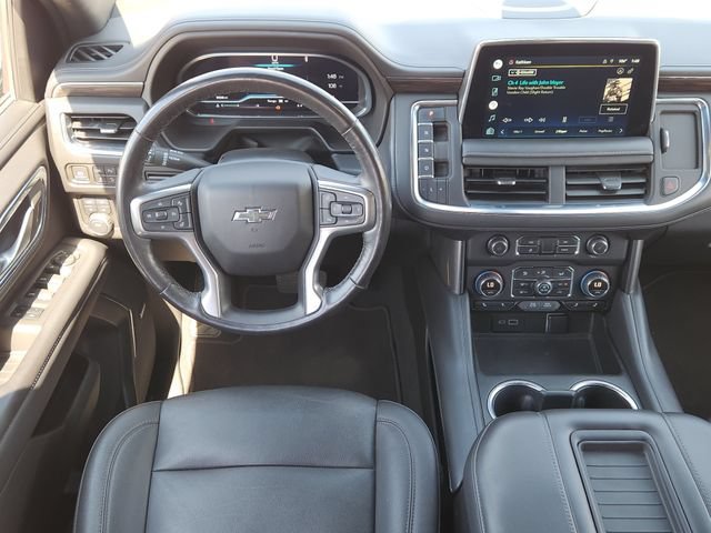 Used 2022 Chevrolet Tahoe Z71 w/ Luxury Package AWD/4WD image 27