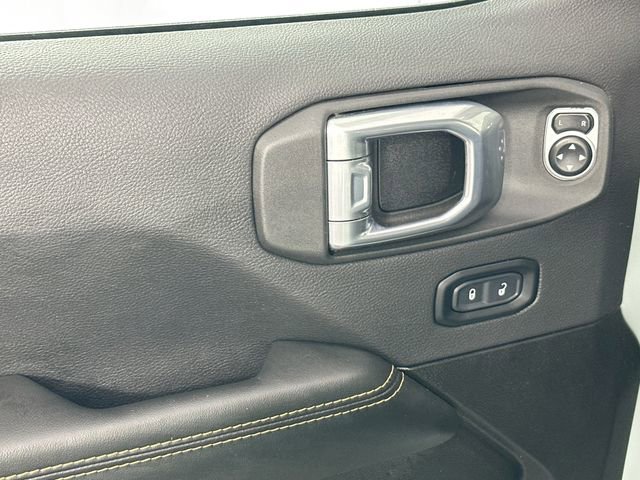 Used 2024 Jeep Wrangler Unlimited Sahara AWD/4WD image 24