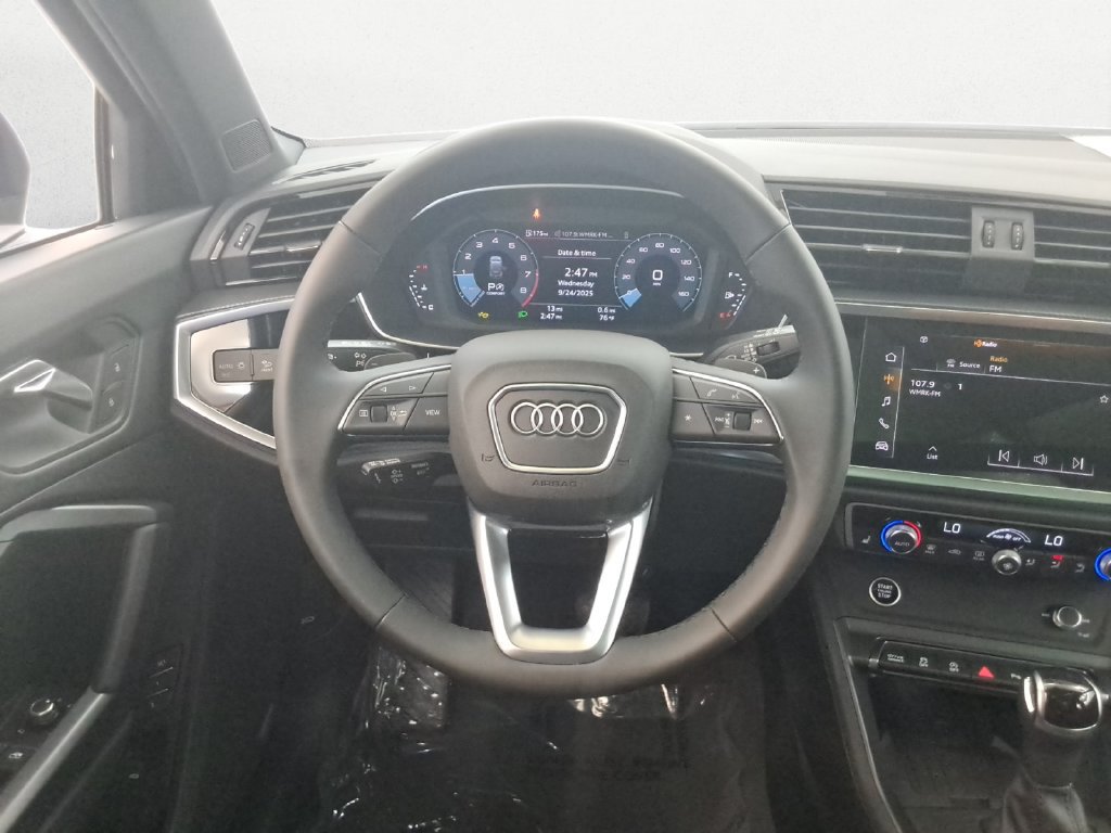 Used 2025 Audi Q3 2.0T Premium AWD/4WD image 14