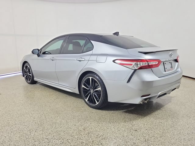 Used 2020 Toyota Camry XSE FWD image 7