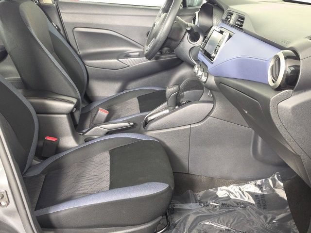 Used 2024 Nissan Versa SV FWD image 29