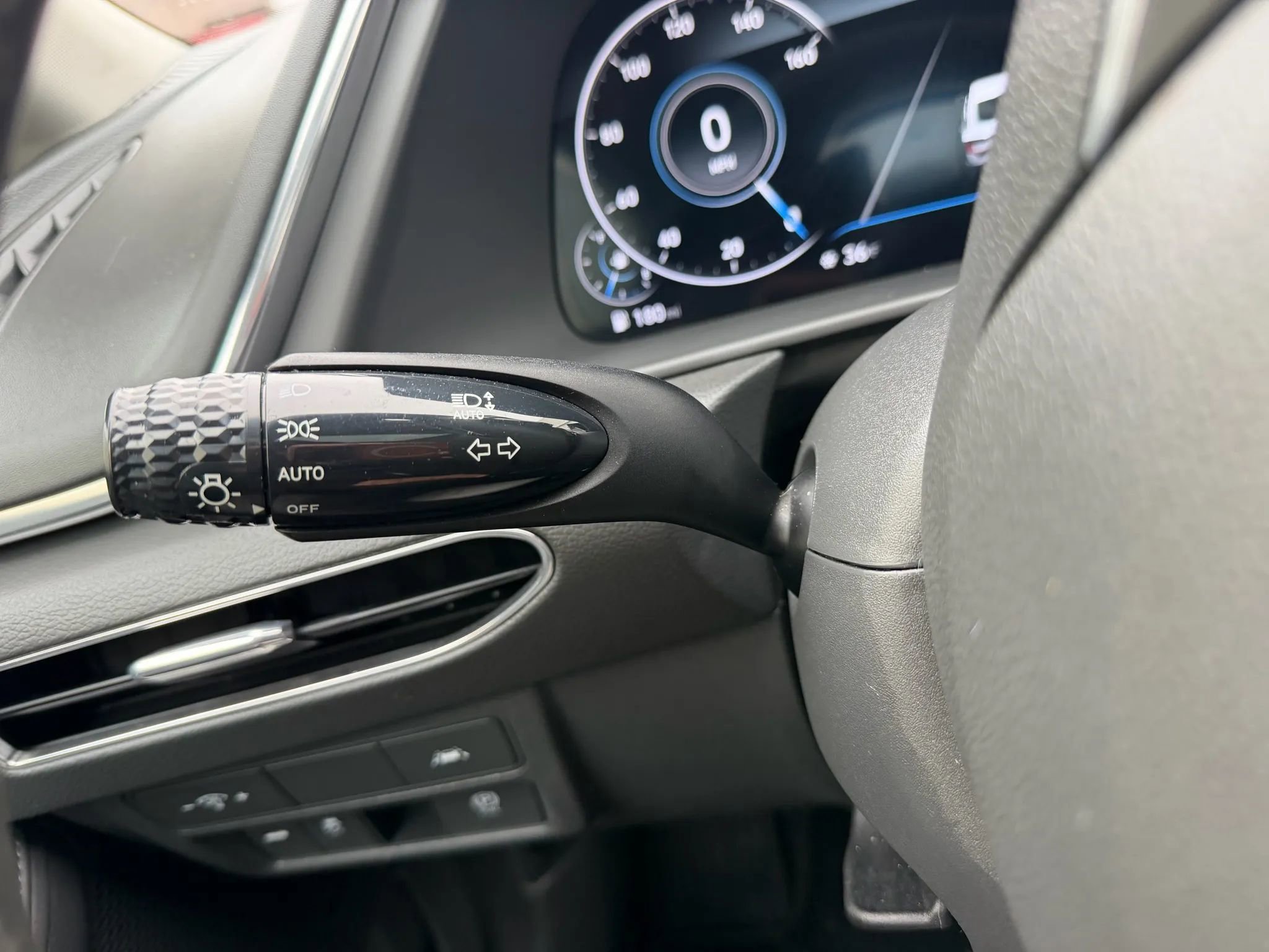Used 2020 Hyundai Sonata Limited FWD image 16