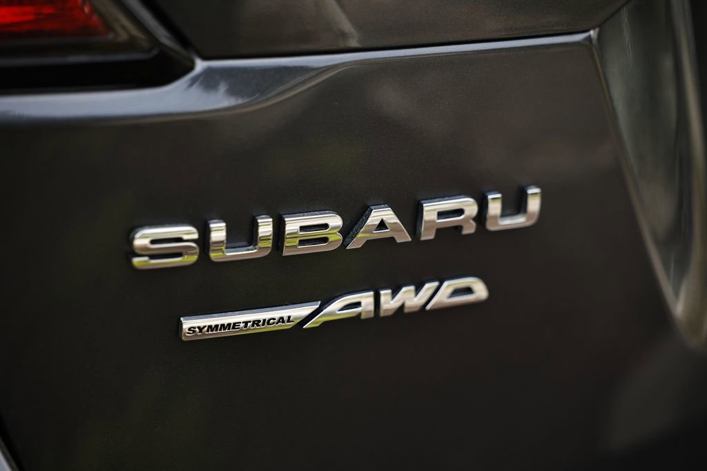 Used 2025 Subaru Outback Touring XT image 11