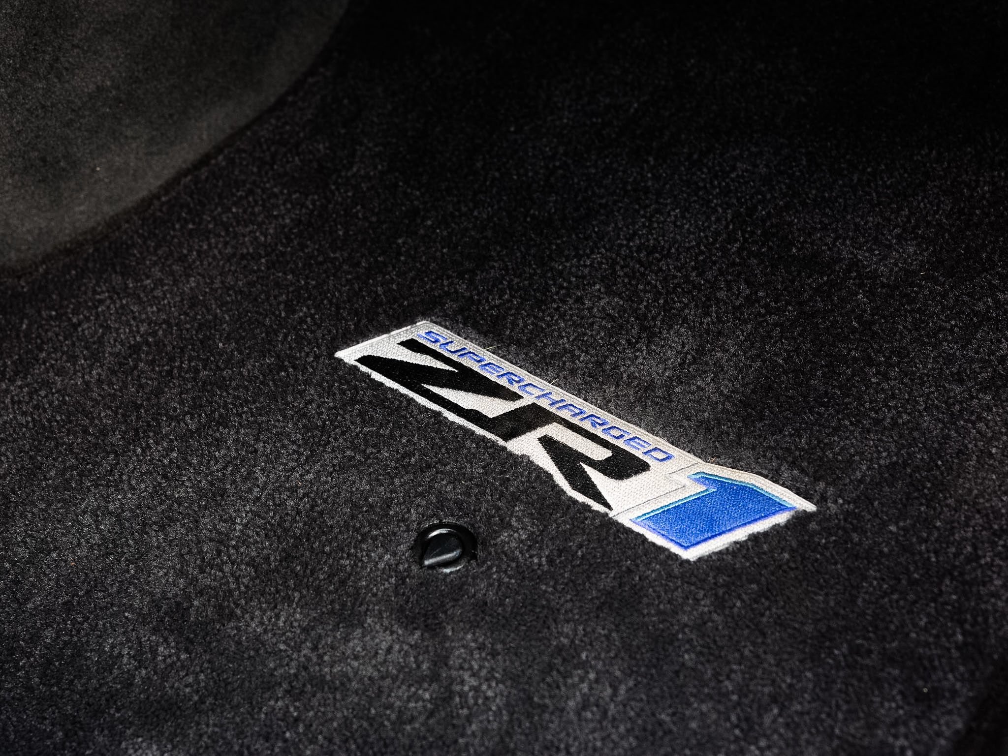 Used 2009 Chevrolet Corvette ZR1 w/ Preferred Equipment Group RWD image 37