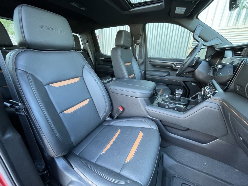 Used 2024 GMC Sierra 1500 AT4 w/ Technology Package image 33