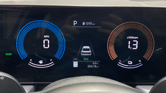 Used 2025 Hyundai Sonata SEL FWD image 17