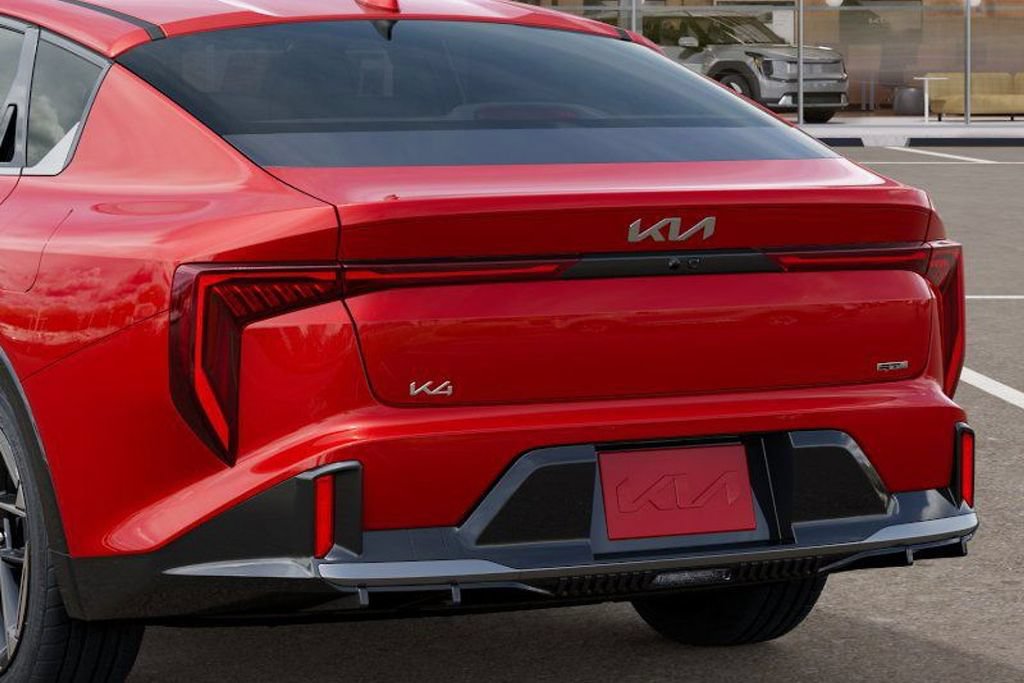 New 2026 Kia K4 GT-Line w/ GT-Line Premium Package FWD image 16