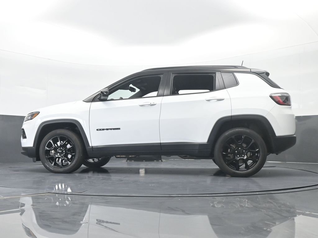 Used 2023 Jeep Compass Altitude image 56