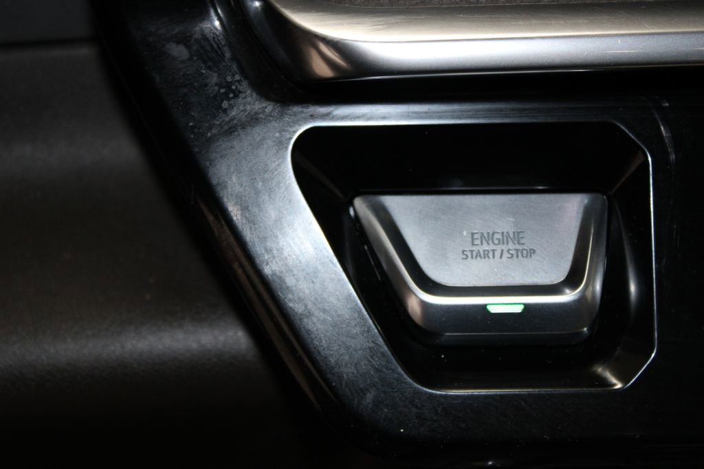 Used 2024 GMC Sierra 2500 Denali w/ Denali Reserve Package image 46