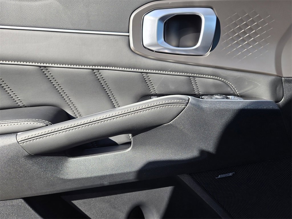 New 2026 Kia Sorento SX image 16