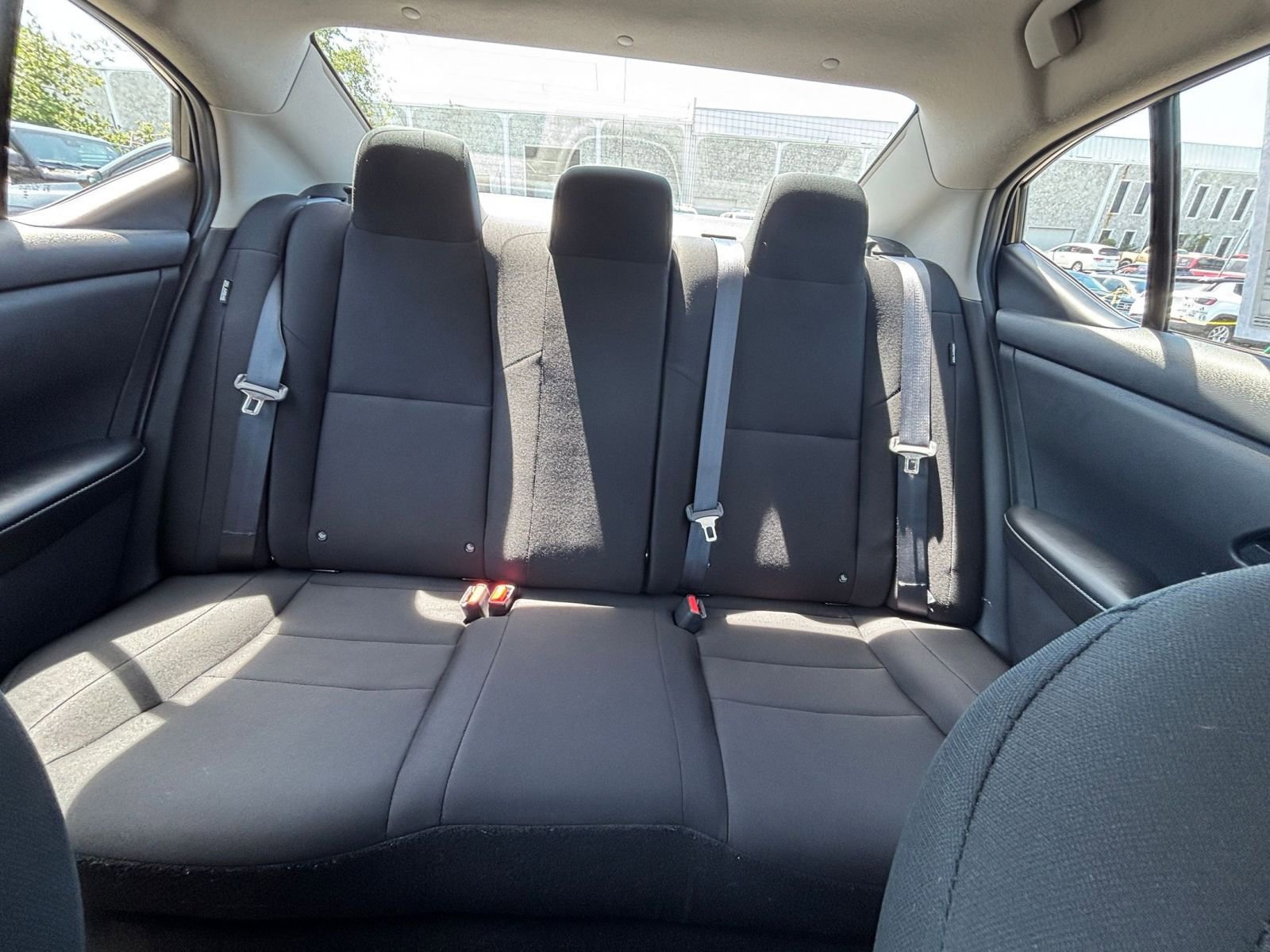 Used 2025 Nissan Sentra S FWD image 36