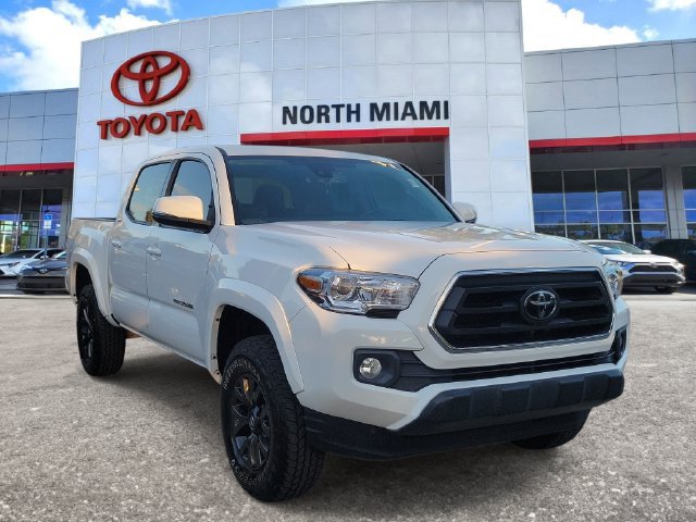 Used 2022 Toyota Tacoma SR5 w/ Technology Package