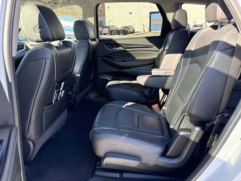 Certified 2019 Buick Enclave Avenir w/ Avenir Technology Package image 29