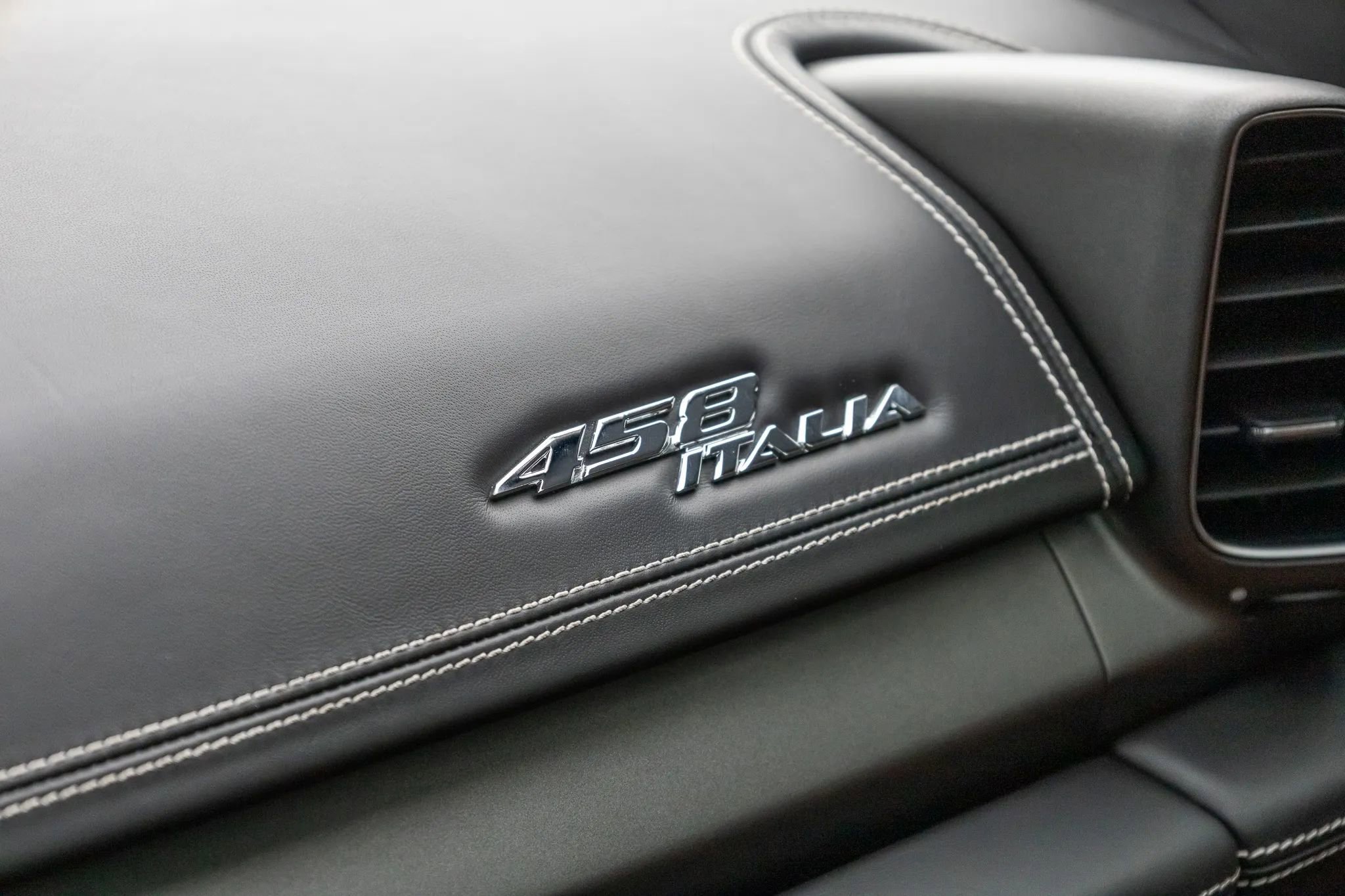 Used 2015 Ferrari 458 Italia Coupe 2D image 48