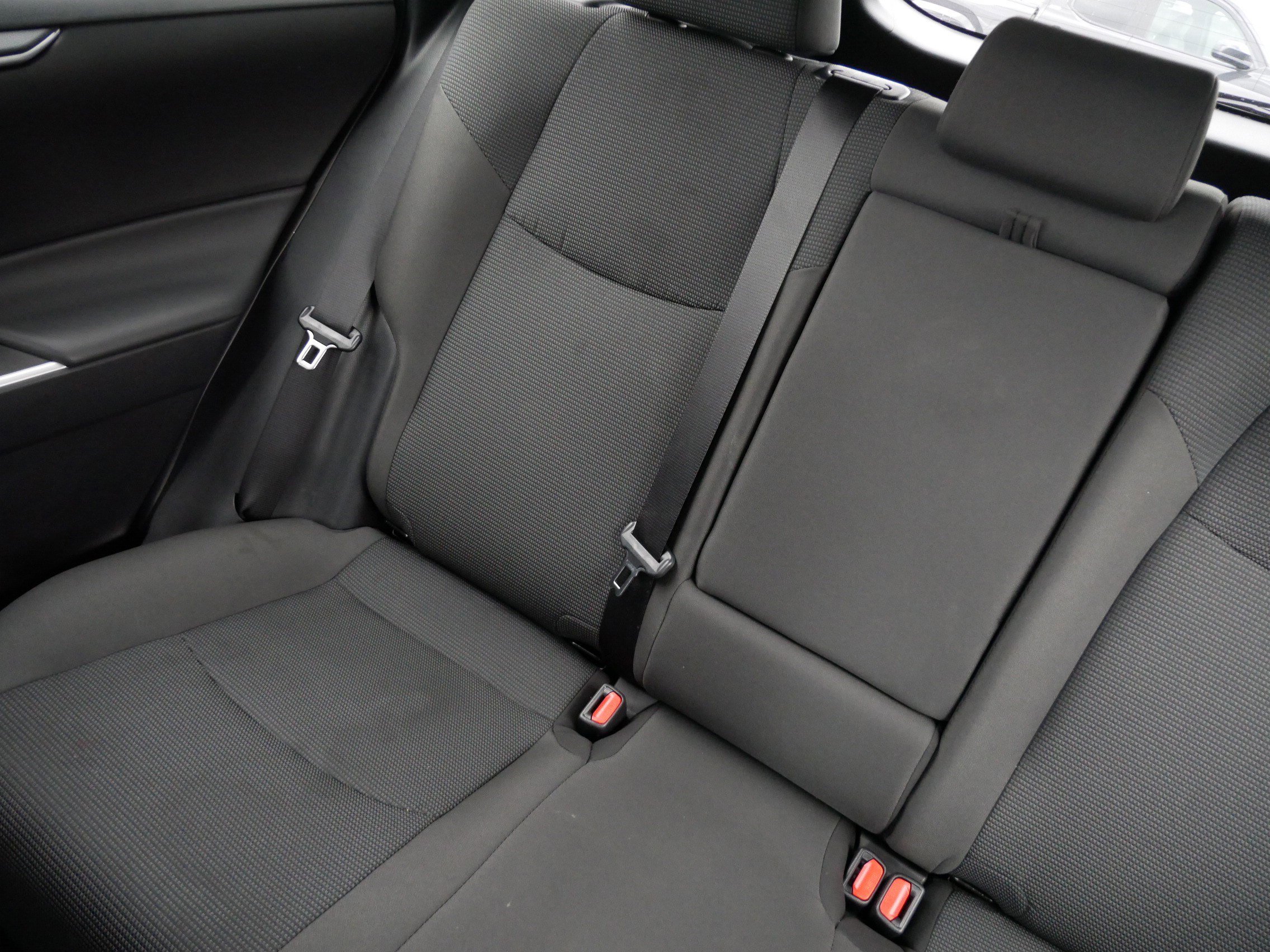 Used 2024 Toyota RAV4 LE AWD/4WD image 12