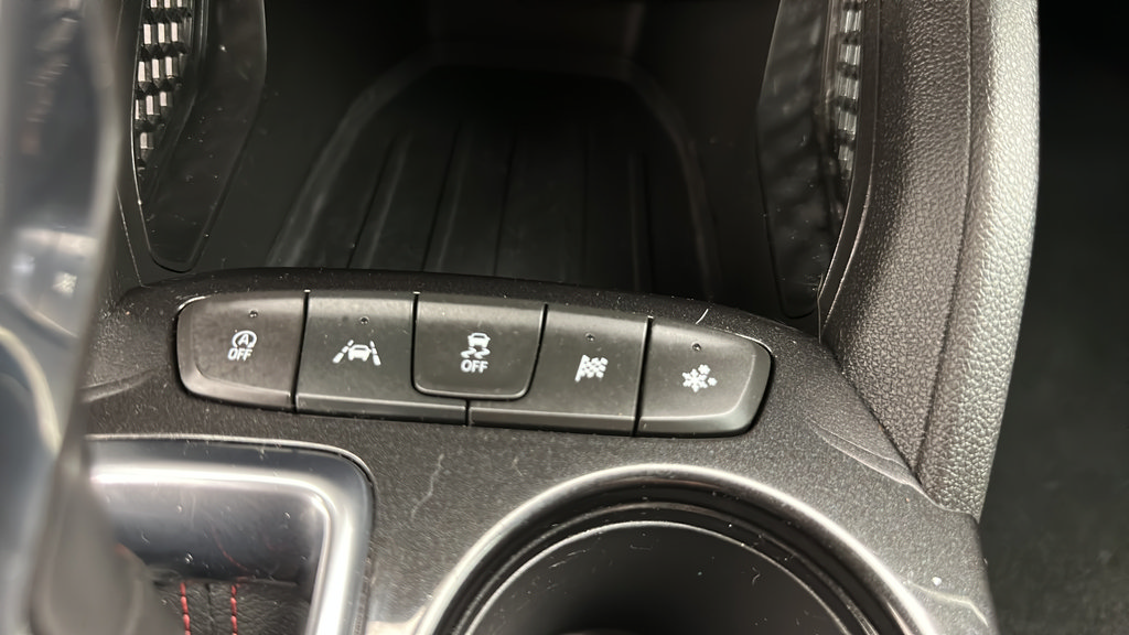 Used 2021 Chevrolet TrailBlazer RS w/ Driver Confidence Package FWD image 19