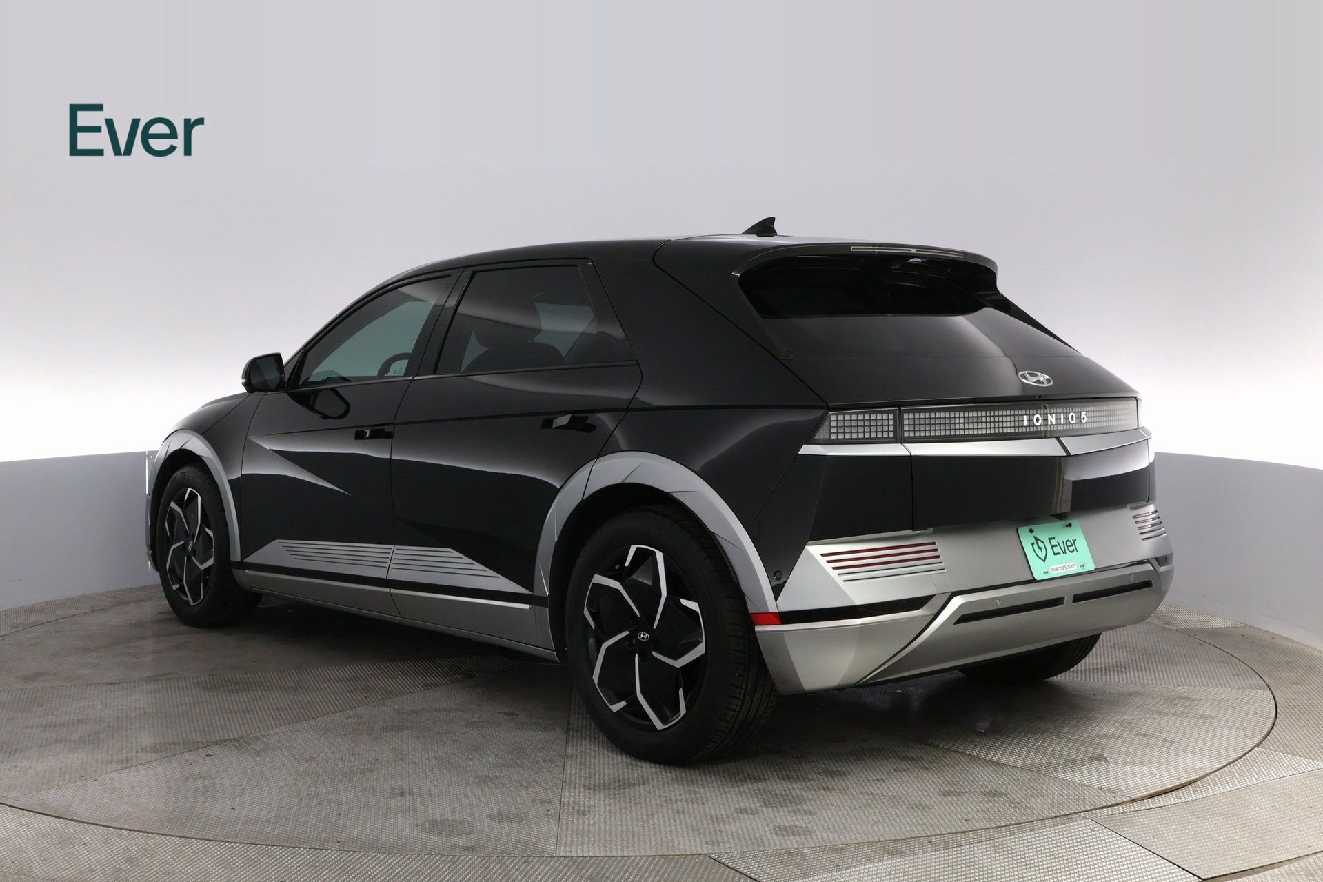 Used 2024 Hyundai Ioniq 5 Limited image 14