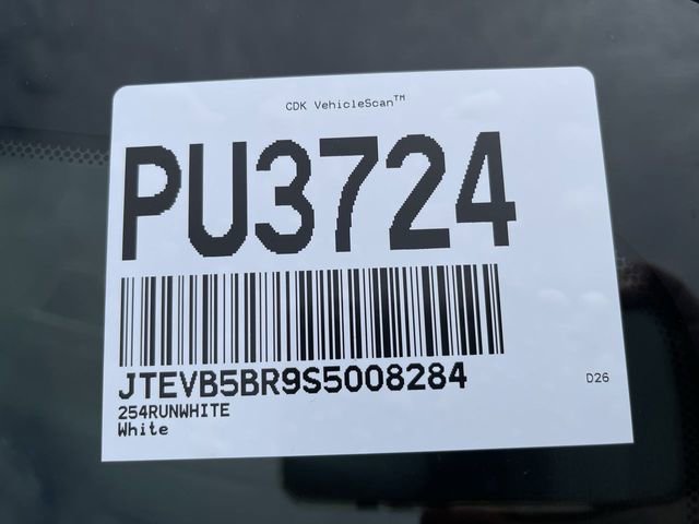 Certified 2025 Toyota 4Runner Trailhunter AWD/4WD image 24