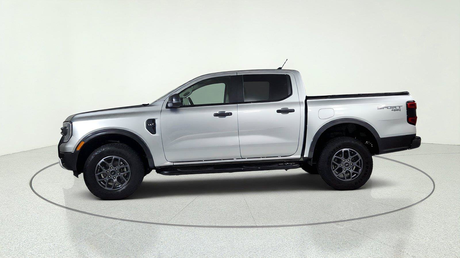 Used 2024 Ford Ranger XLT AWD/4WD image 4