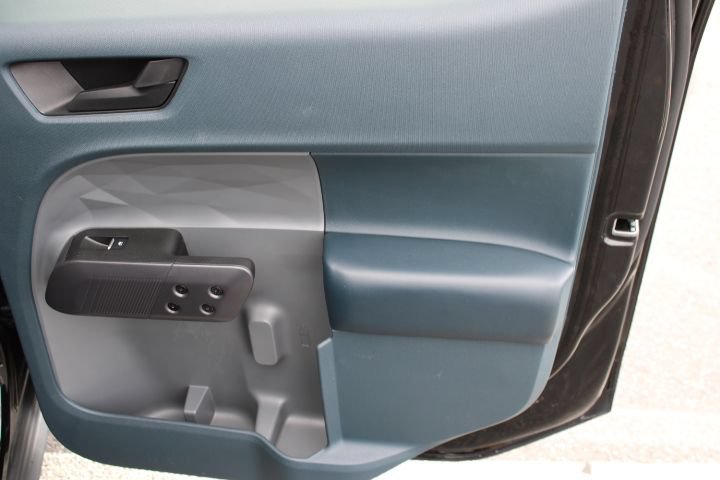 Used 2023 Ford Maverick XLT w/ Black Appearance Package FWD image 22