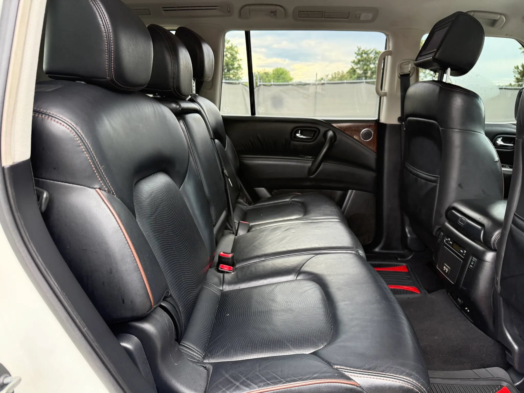 Used 2017 Nissan Armada Platinum RWD image 20