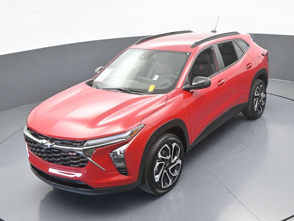 Used 2026 Chevrolet Trax RS image 42